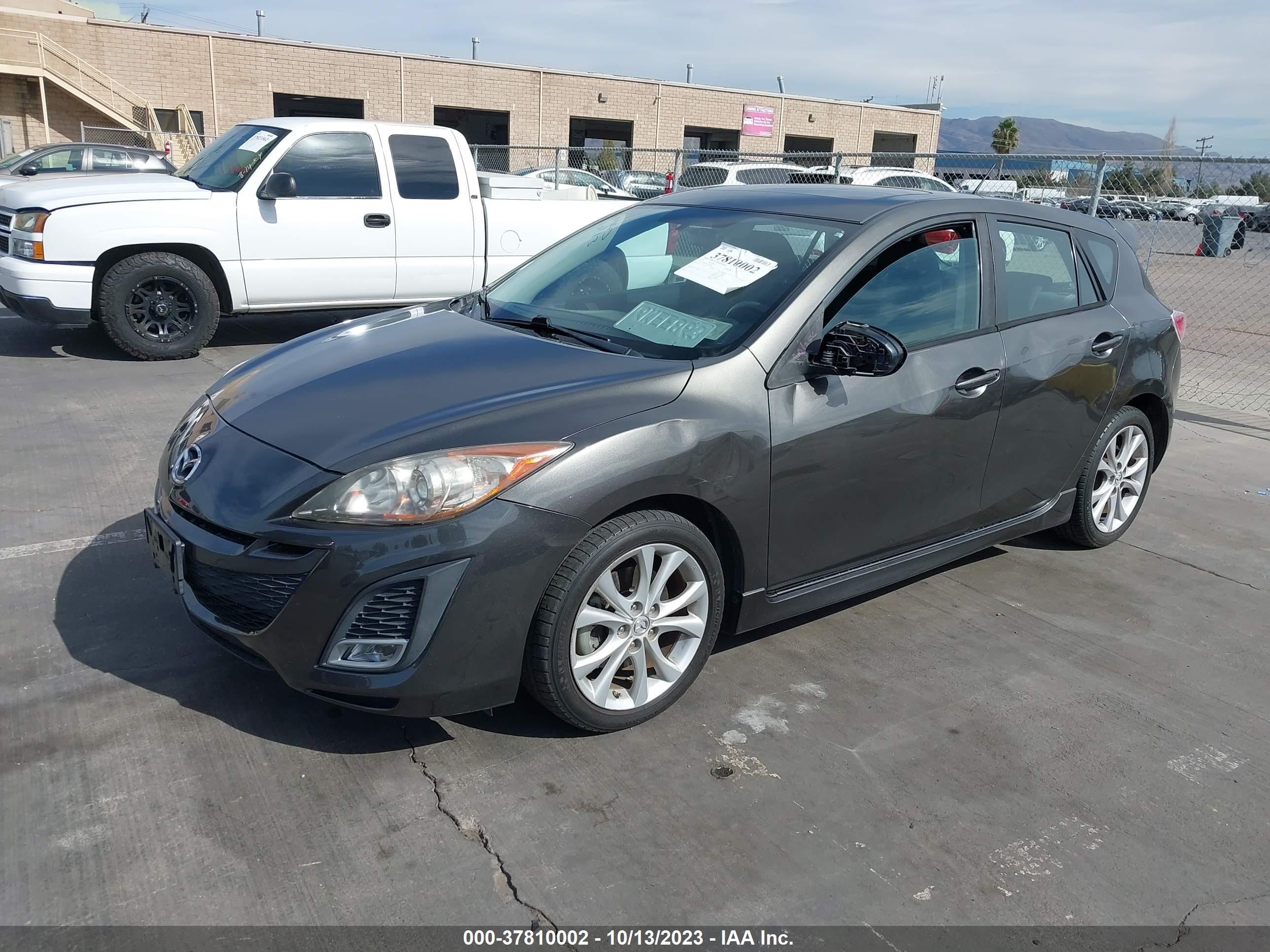 Photo 1 VIN: JM1BL1H68A1298825 - MAZDA 3 