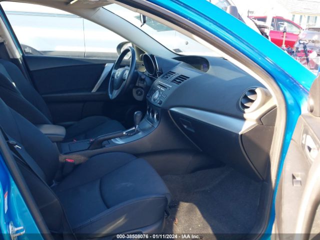 Photo 4 VIN: JM1BL1H6XA1328892 - MAZDA MAZDA3 