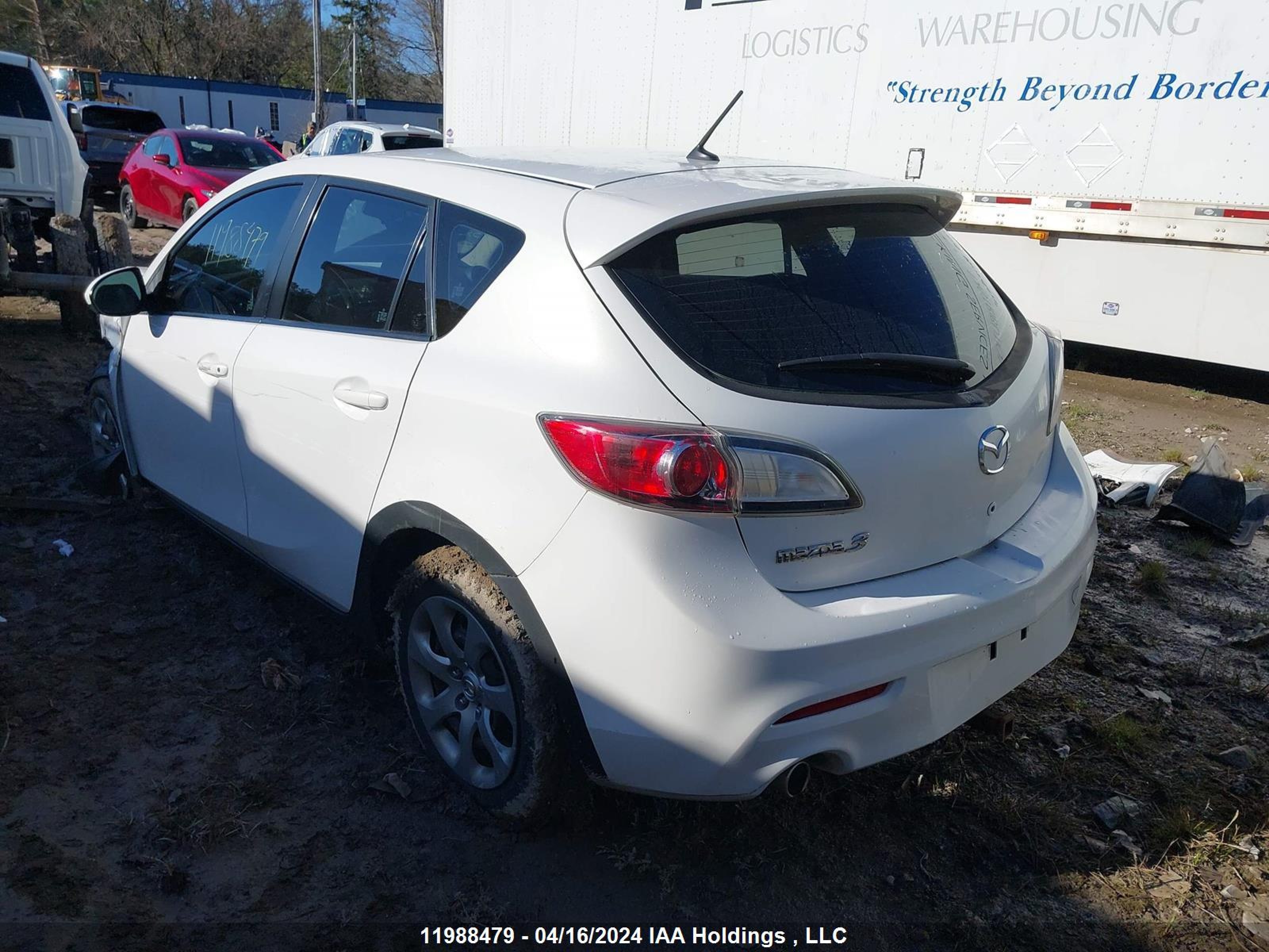 Photo 2 VIN: JM1BL1HF1A1139936 - MAZDA 3 