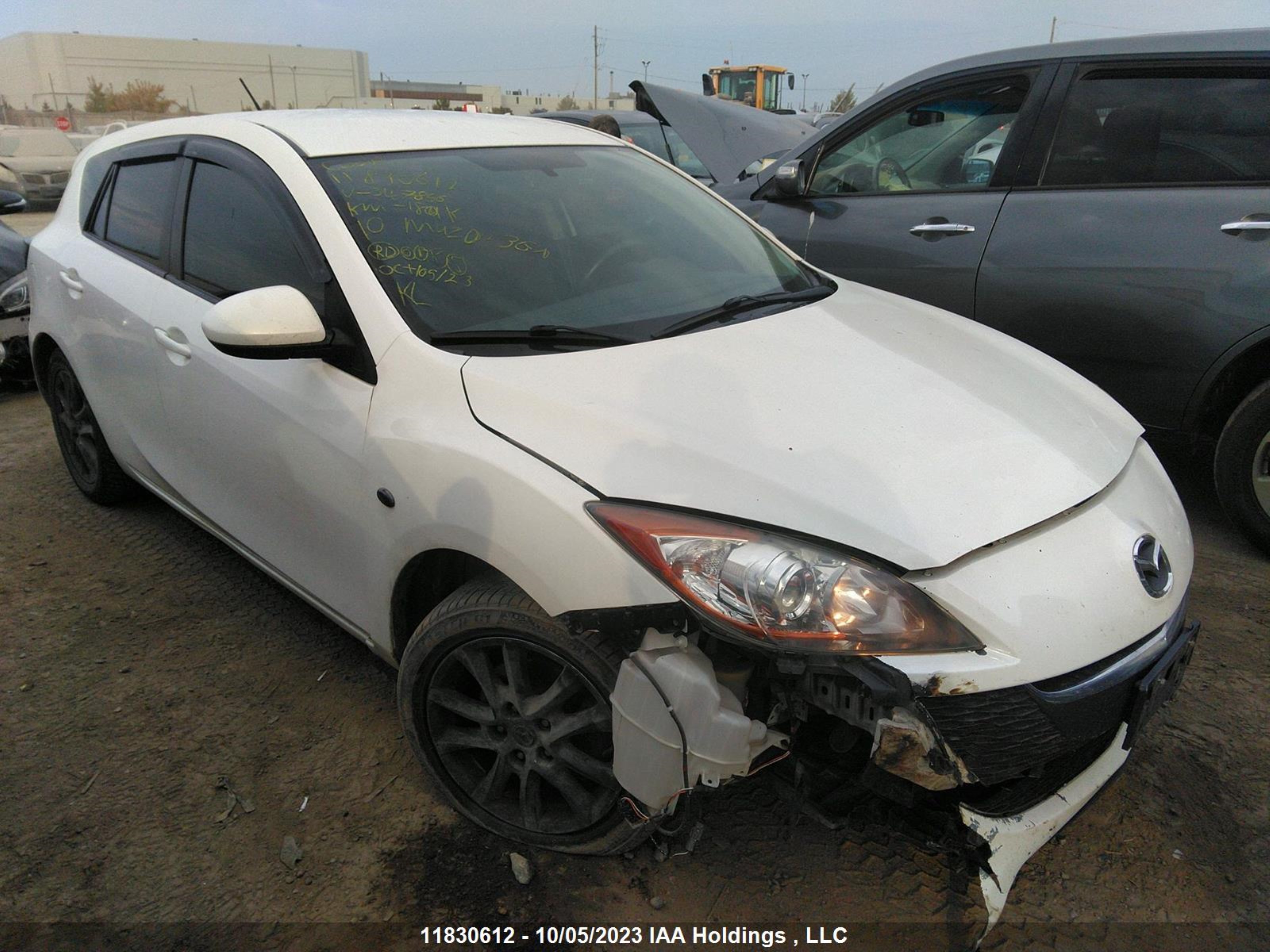 Photo 0 VIN: JM1BL1HF2A1347856 - MAZDA 3 