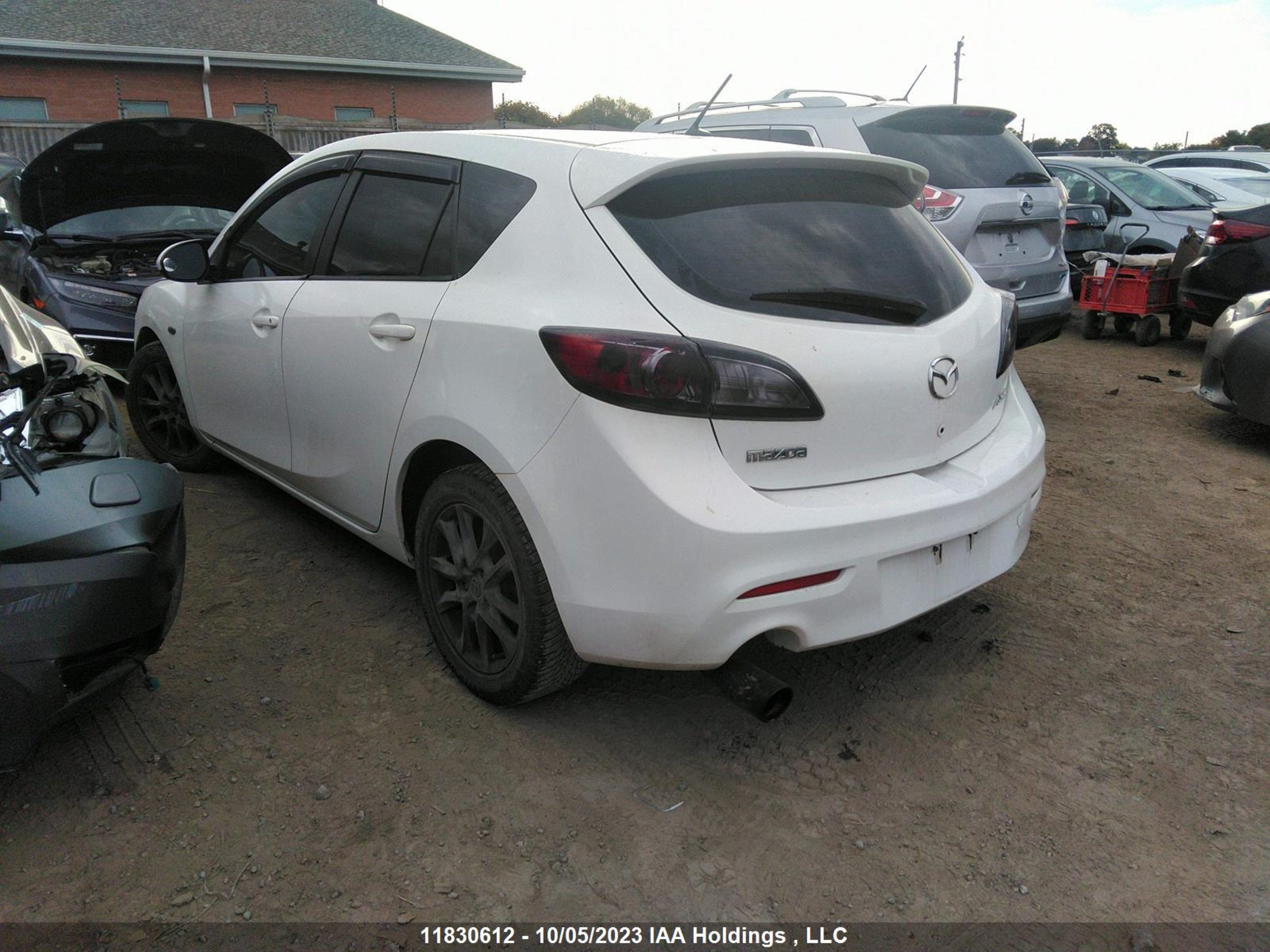 Photo 2 VIN: JM1BL1HF2A1347856 - MAZDA 3 