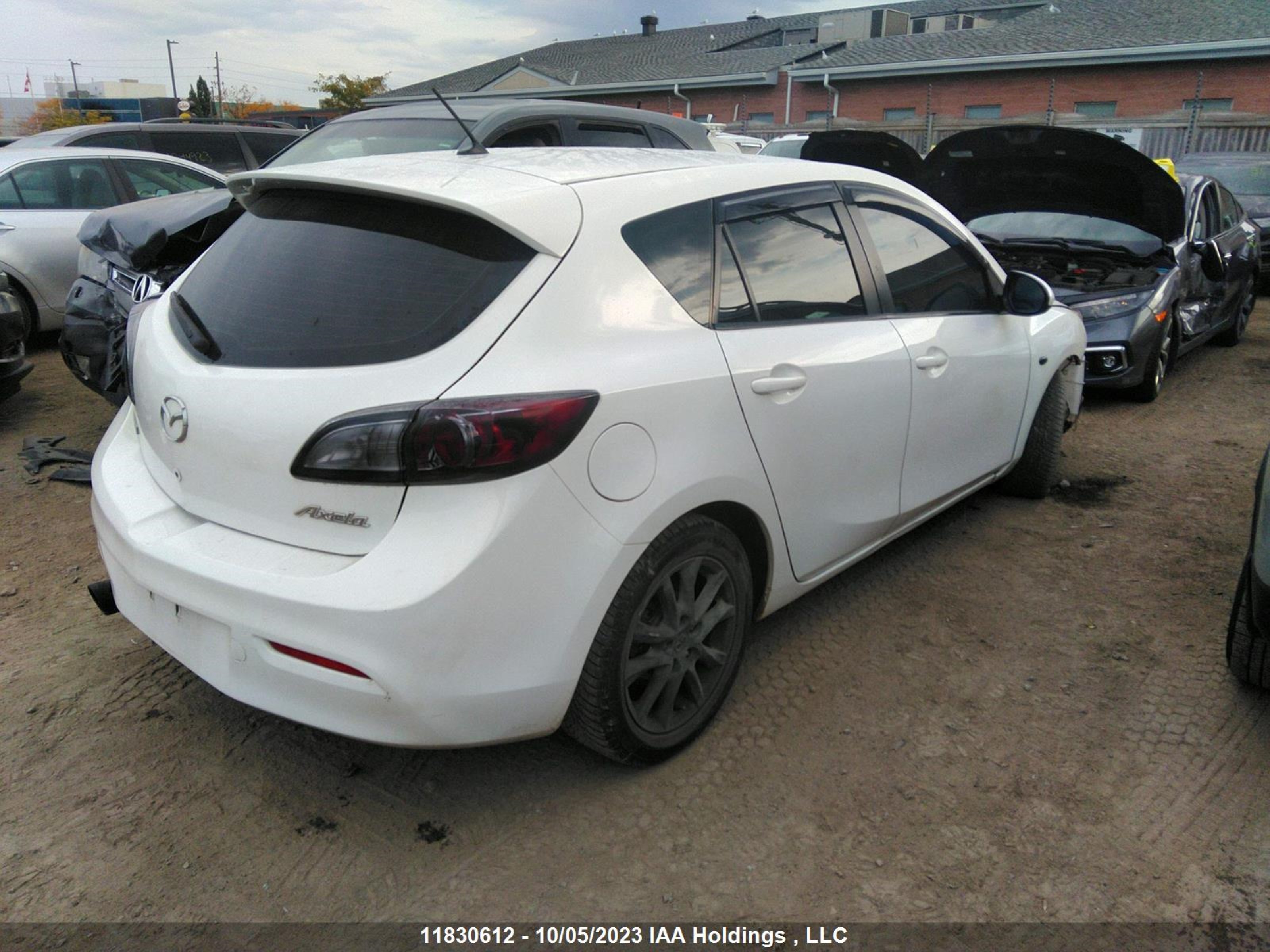 Photo 3 VIN: JM1BL1HF2A1347856 - MAZDA 3 