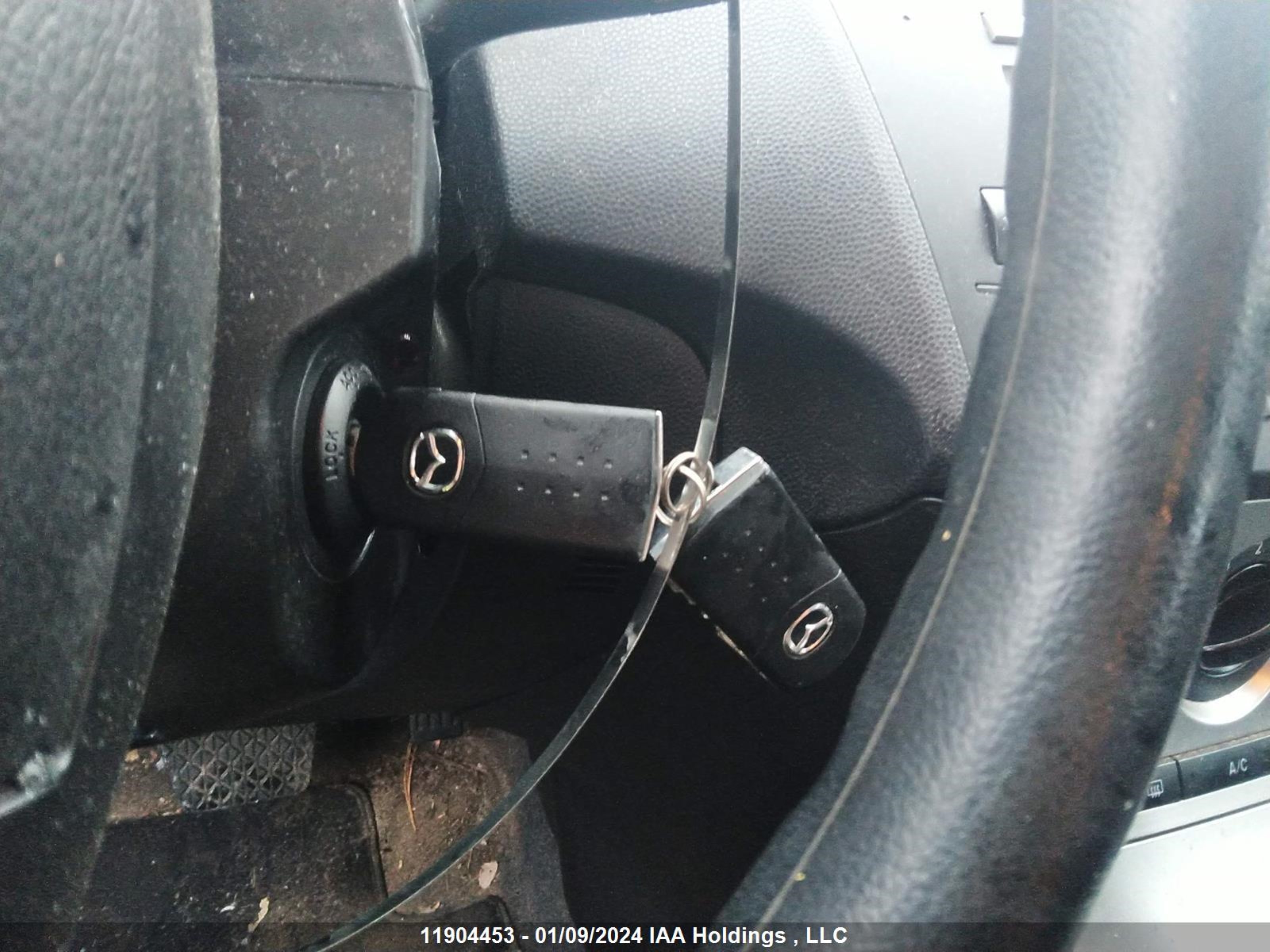 Photo 10 VIN: JM1BL1HF9A1301201 - MAZDA 3 