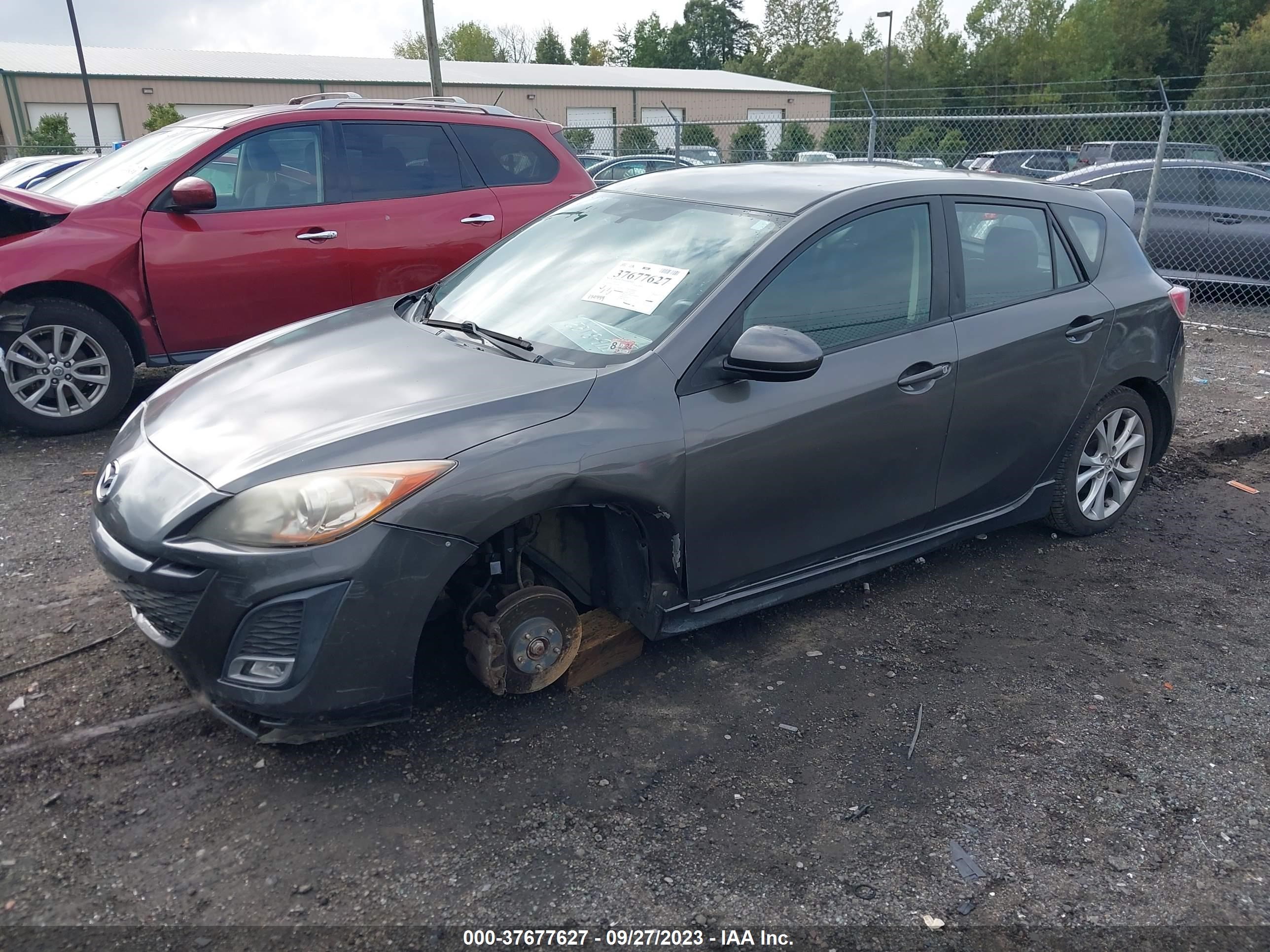 Photo 1 VIN: JM1BL1K53B1424008 - MAZDA 3 