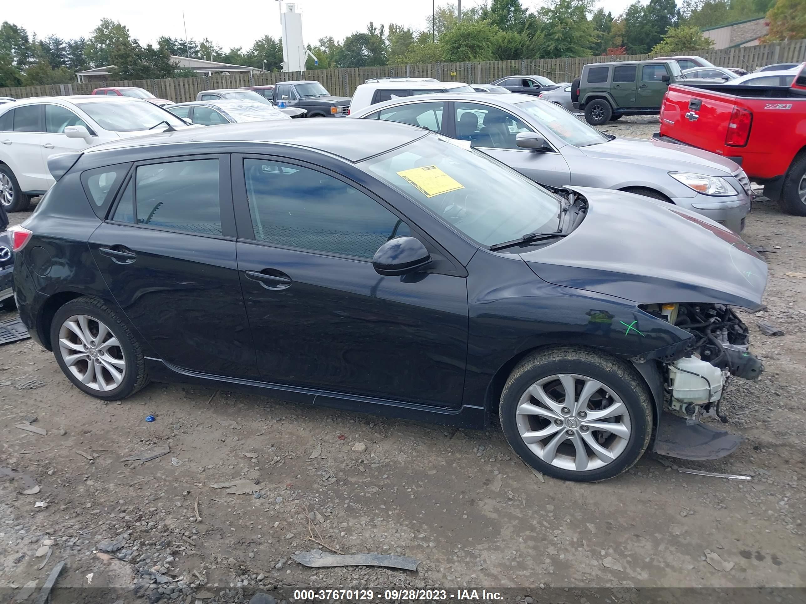 Photo 12 VIN: JM1BL1K61B1355974 - MAZDA 3 