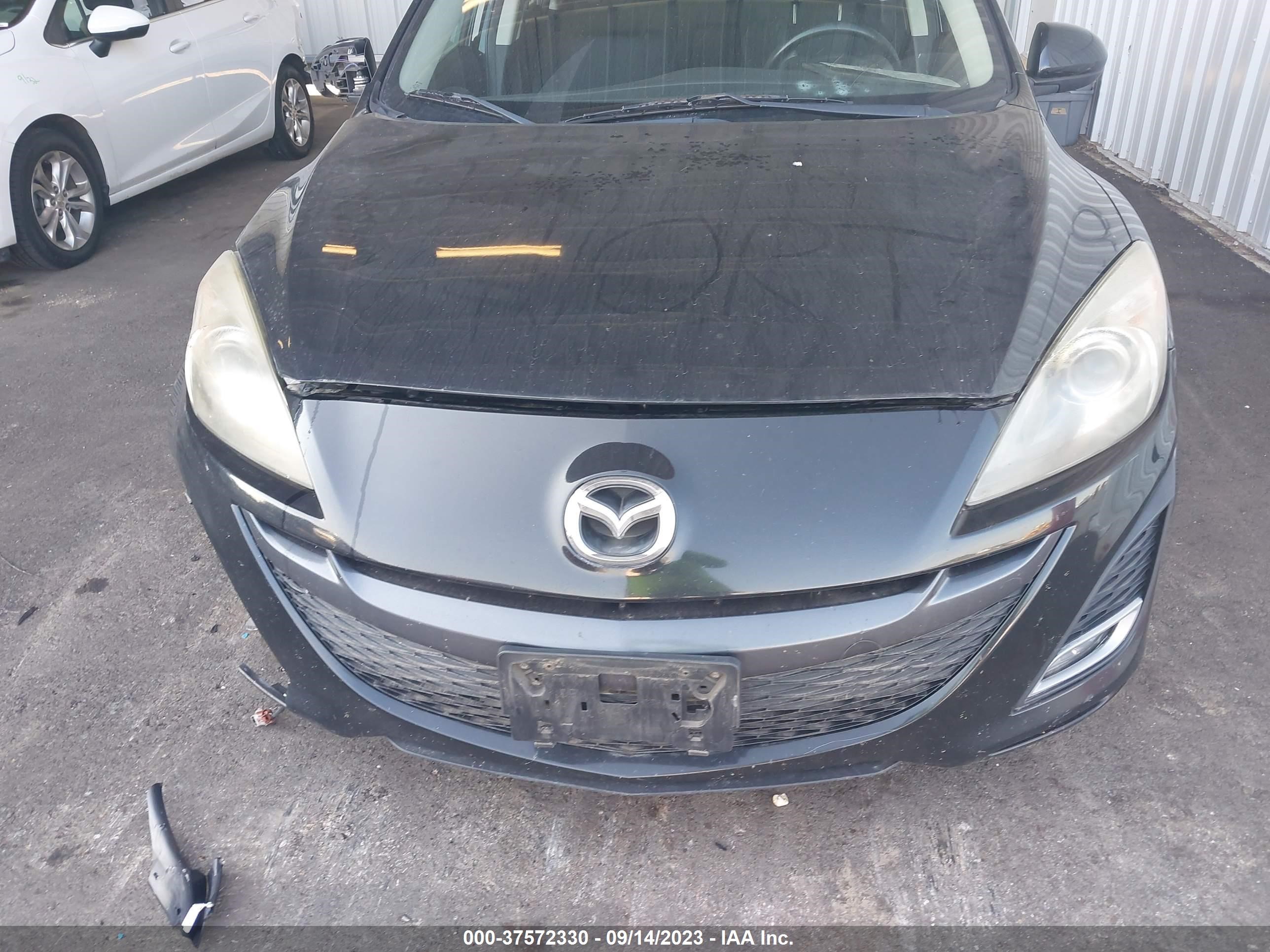 Photo 11 VIN: JM1BL1K6XB1391582 - MAZDA 3 