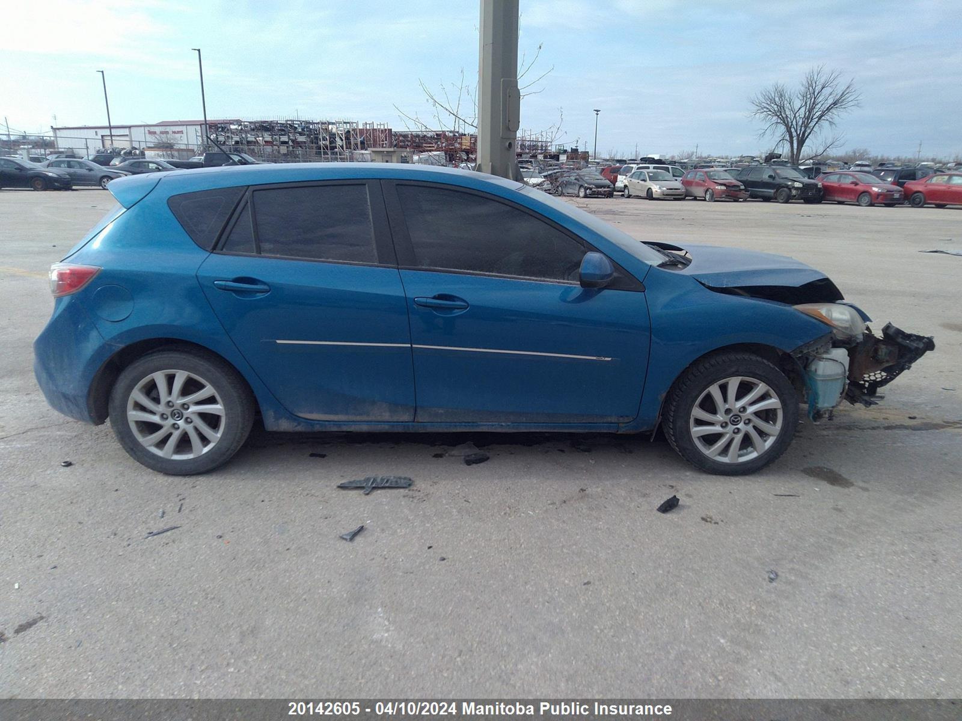 Photo 12 VIN: JM1BL1KF0D1768035 - MAZDA 3 