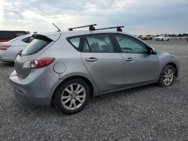 Photo 2 VIN: JM1BL1KF4C1548590 - MAZDA 3 