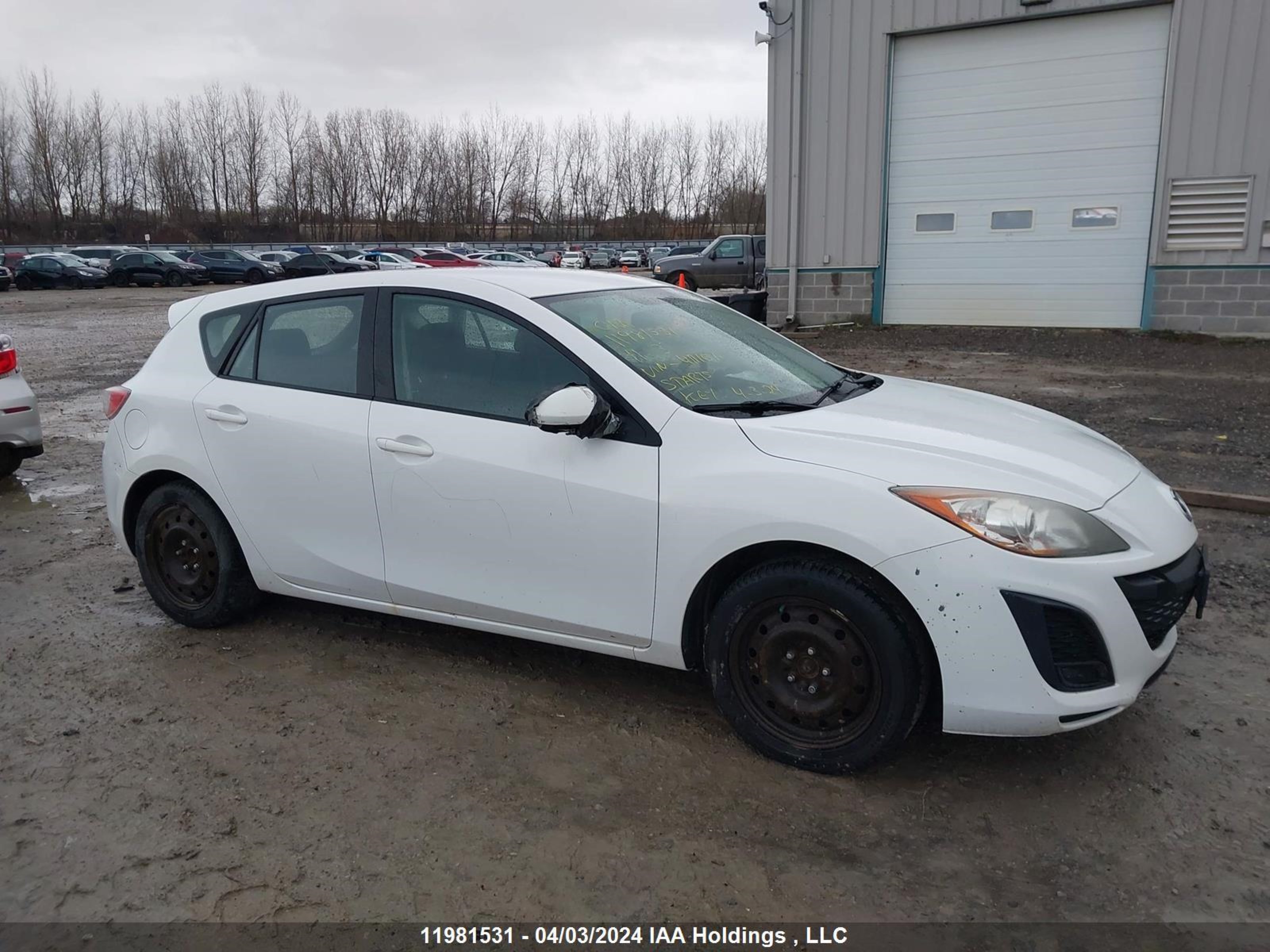 Photo 12 VIN: JM1BL1KF5B1411107 - MAZDA 3 