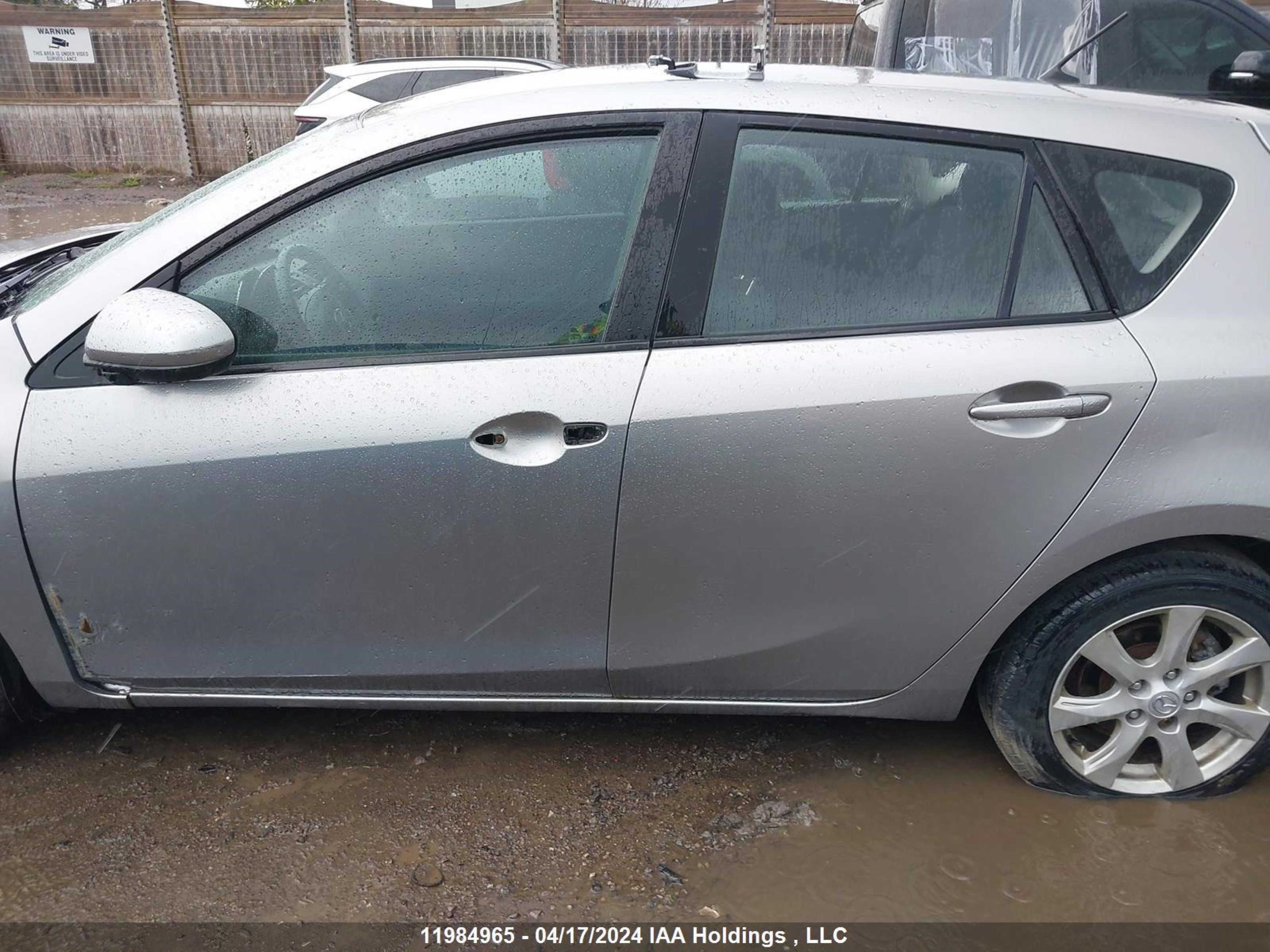 Photo 13 VIN: JM1BL1KF6B1357655 - MAZDA 3 