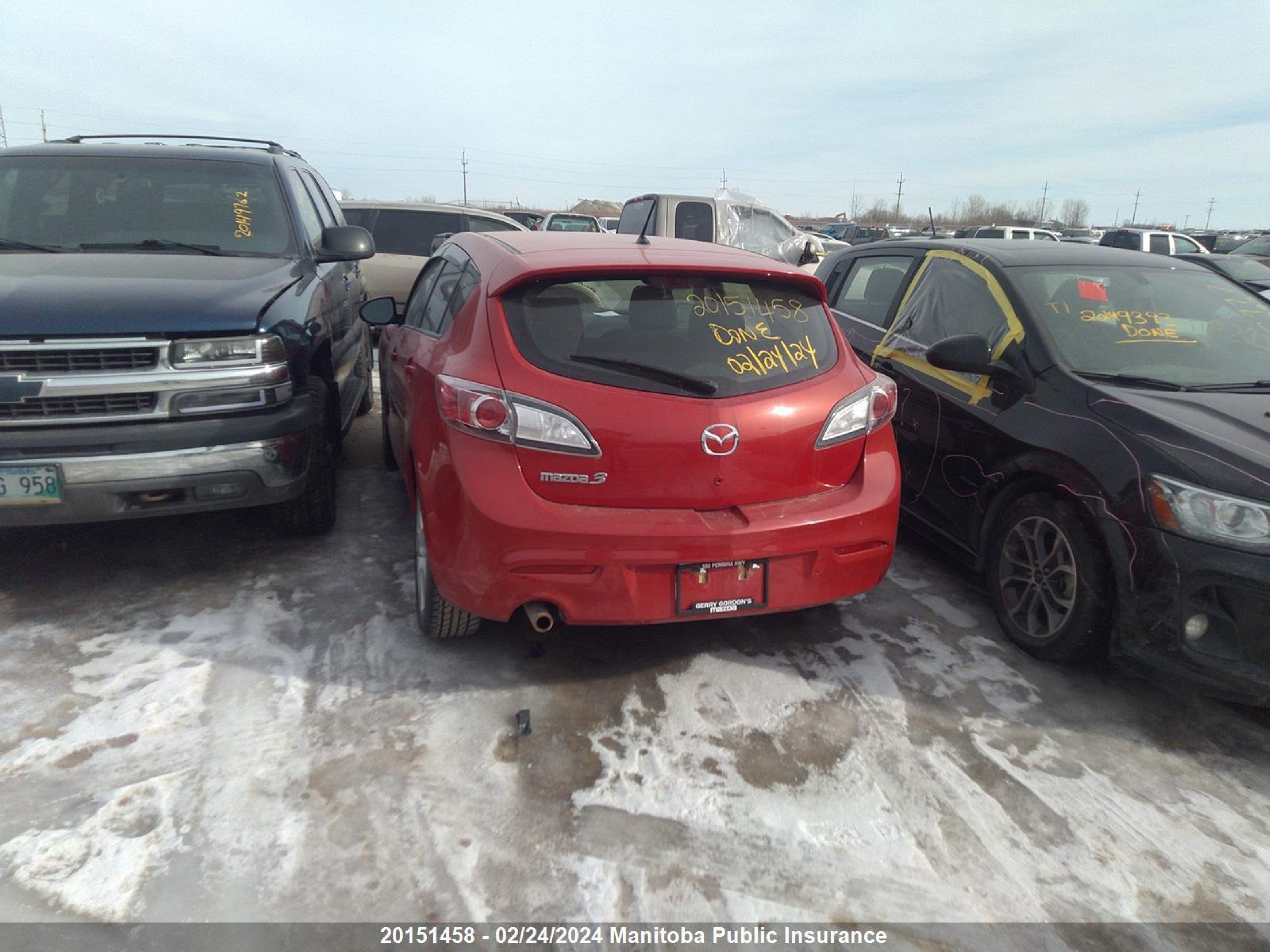 Photo 2 VIN: JM1BL1KF7D1737154 - MAZDA 3 