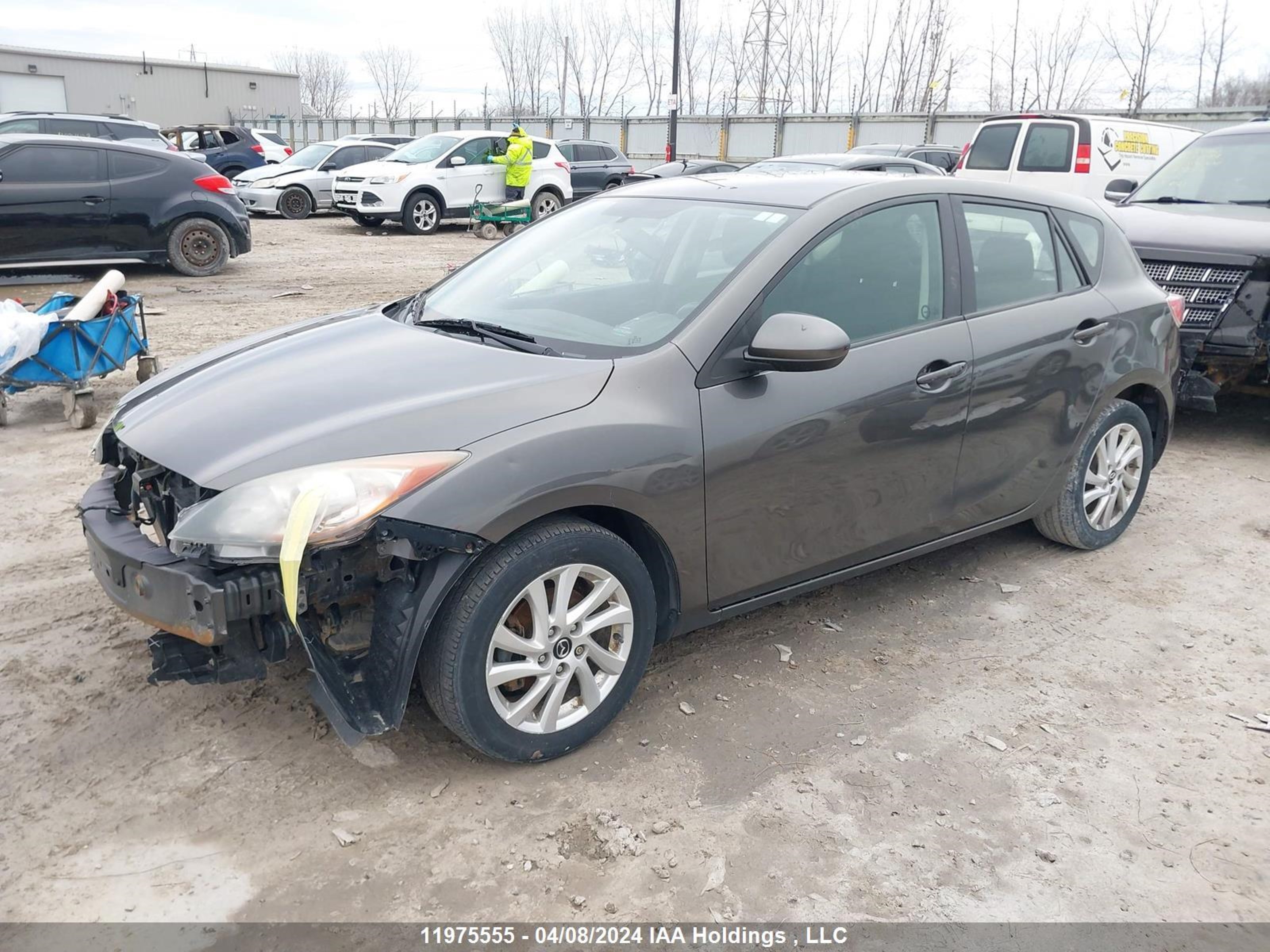 Photo 1 VIN: JM1BL1KF8D1705975 - MAZDA 3 