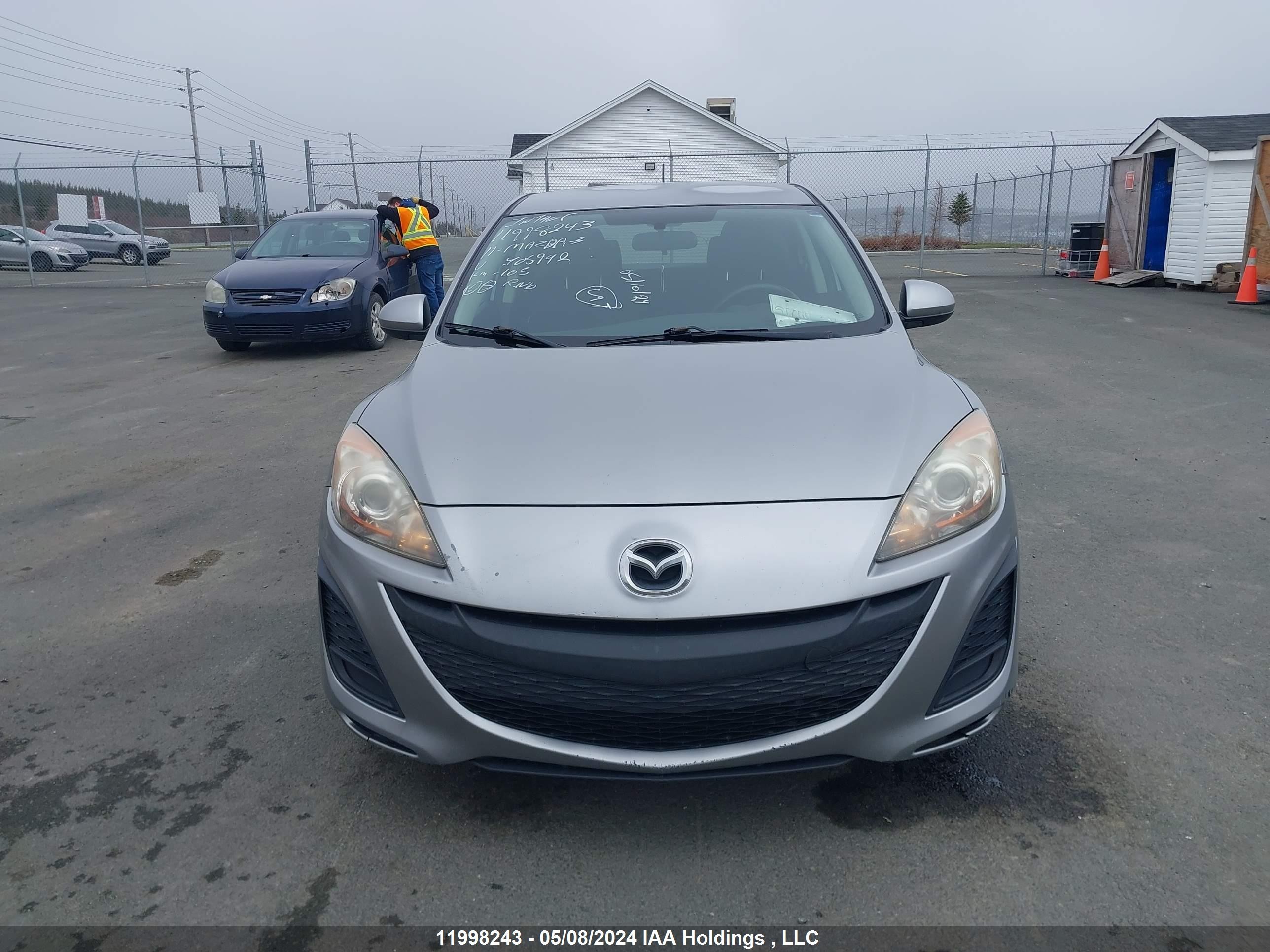 Photo 12 VIN: JM1BL1KF9B1405942 - MAZDA 3 