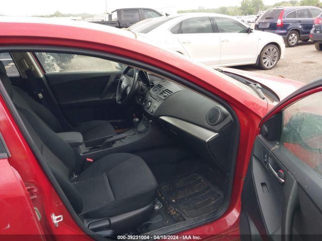 Photo 4 VIN: JM1BL1KF9D1799901 - MAZDA MAZDA3 