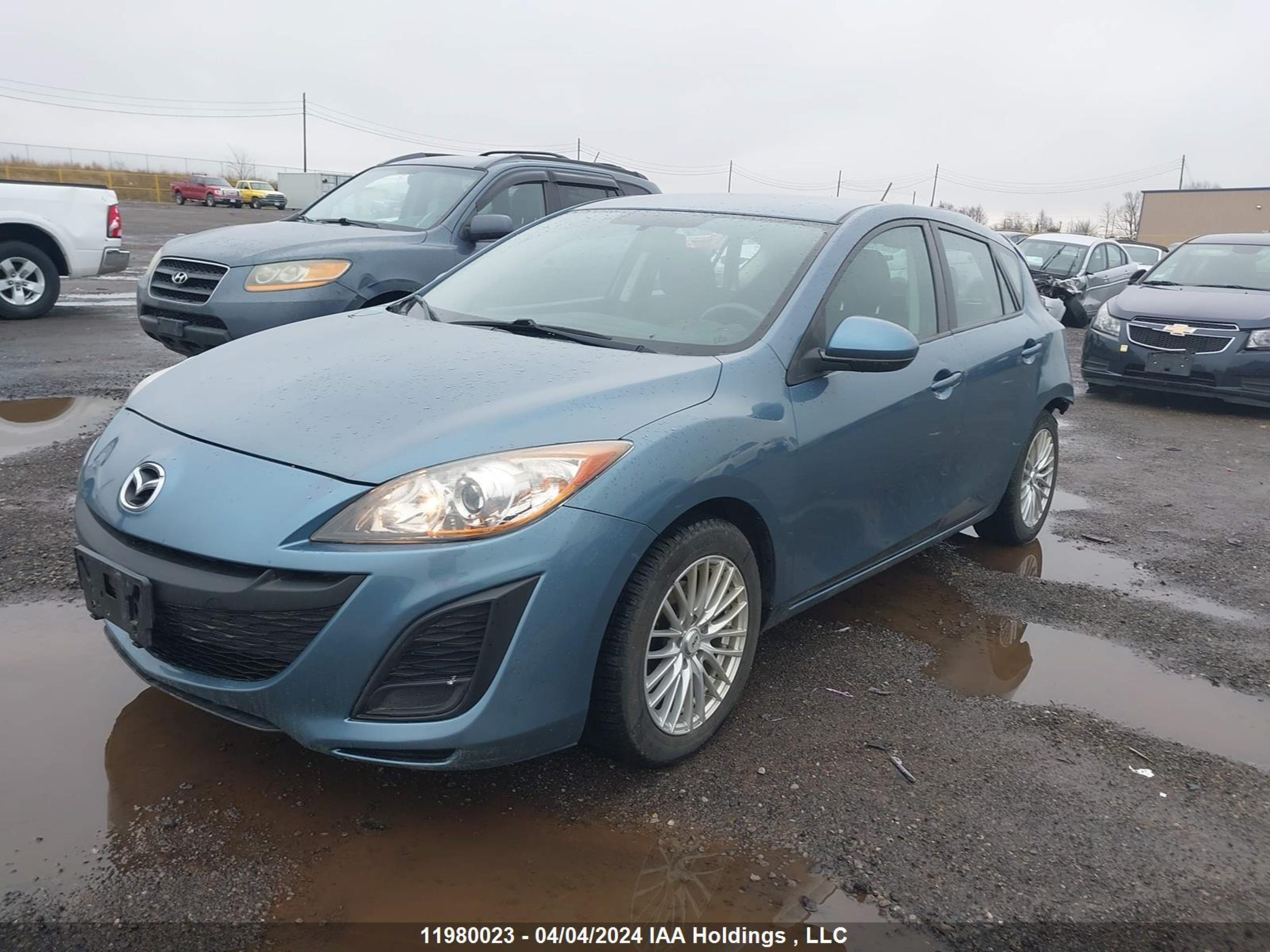 Photo 1 VIN: JM1BL1KFXB1429523 - MAZDA 3 