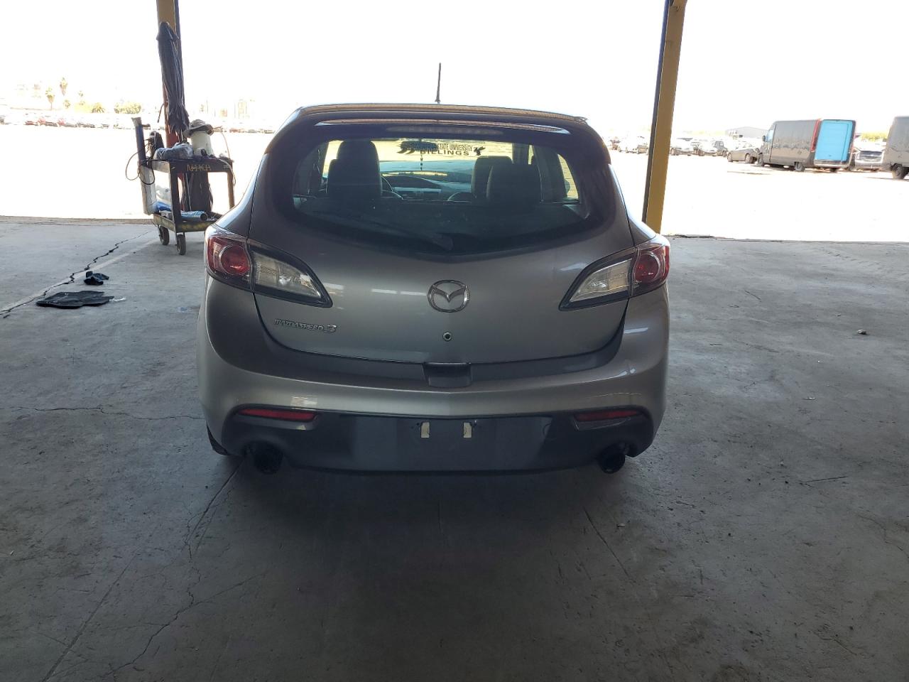 Photo 5 VIN: JM1BL1L49D1809565 - MAZDA 3 