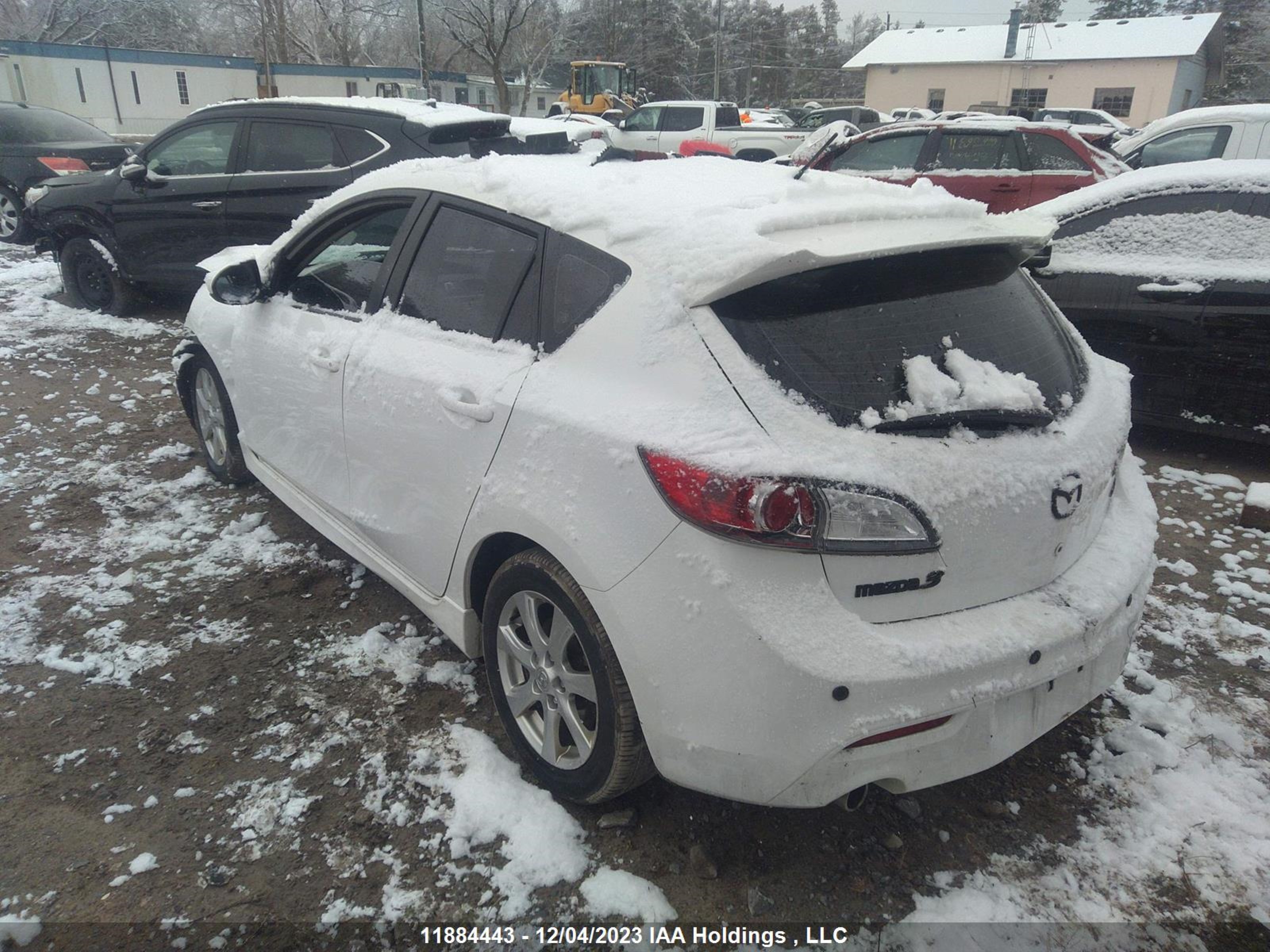 Photo 2 VIN: JM1BL1L54B1365078 - MAZDA 3 