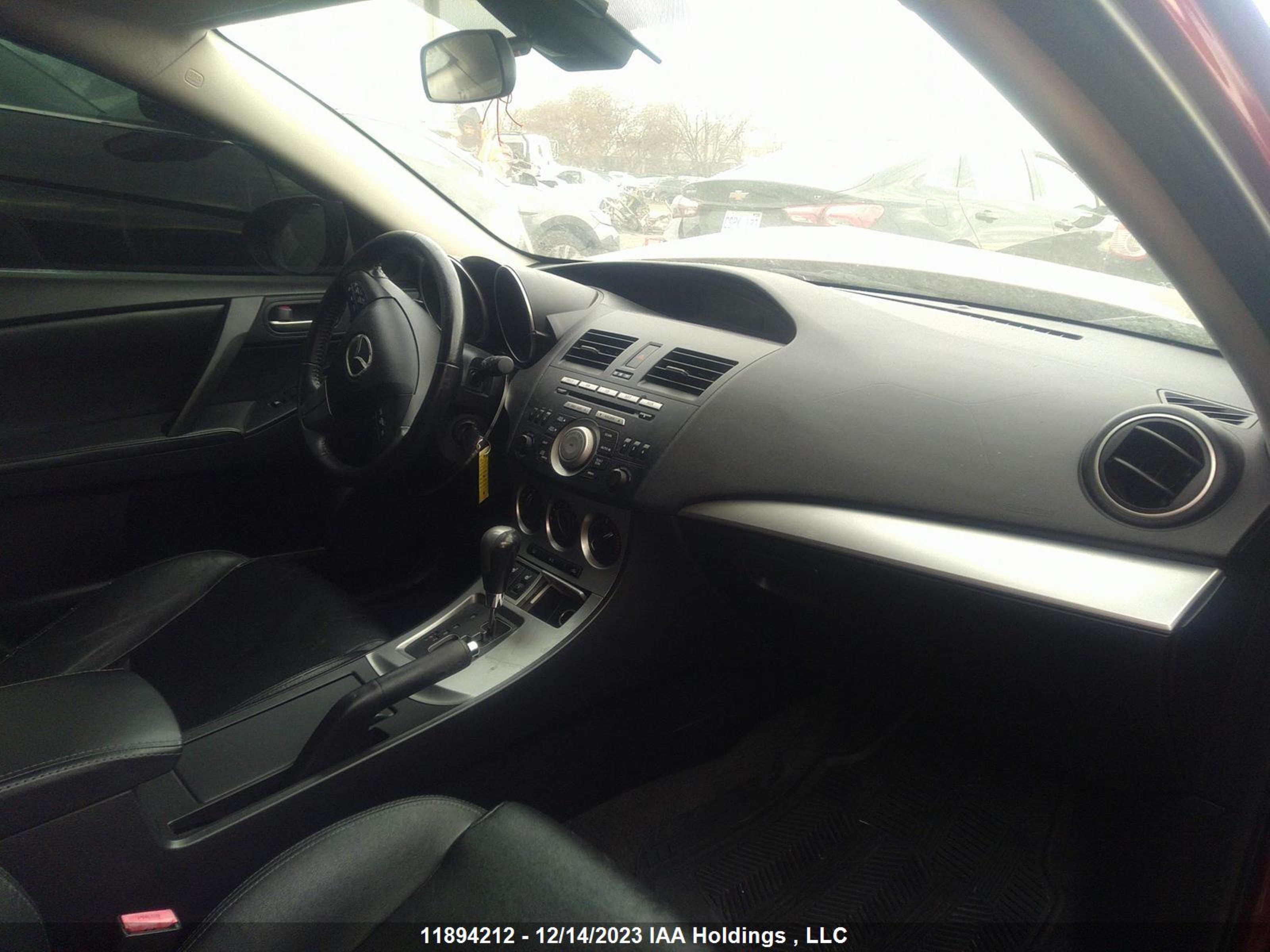 Photo 4 VIN: JM1BL1L58B1407932 - MAZDA 3 