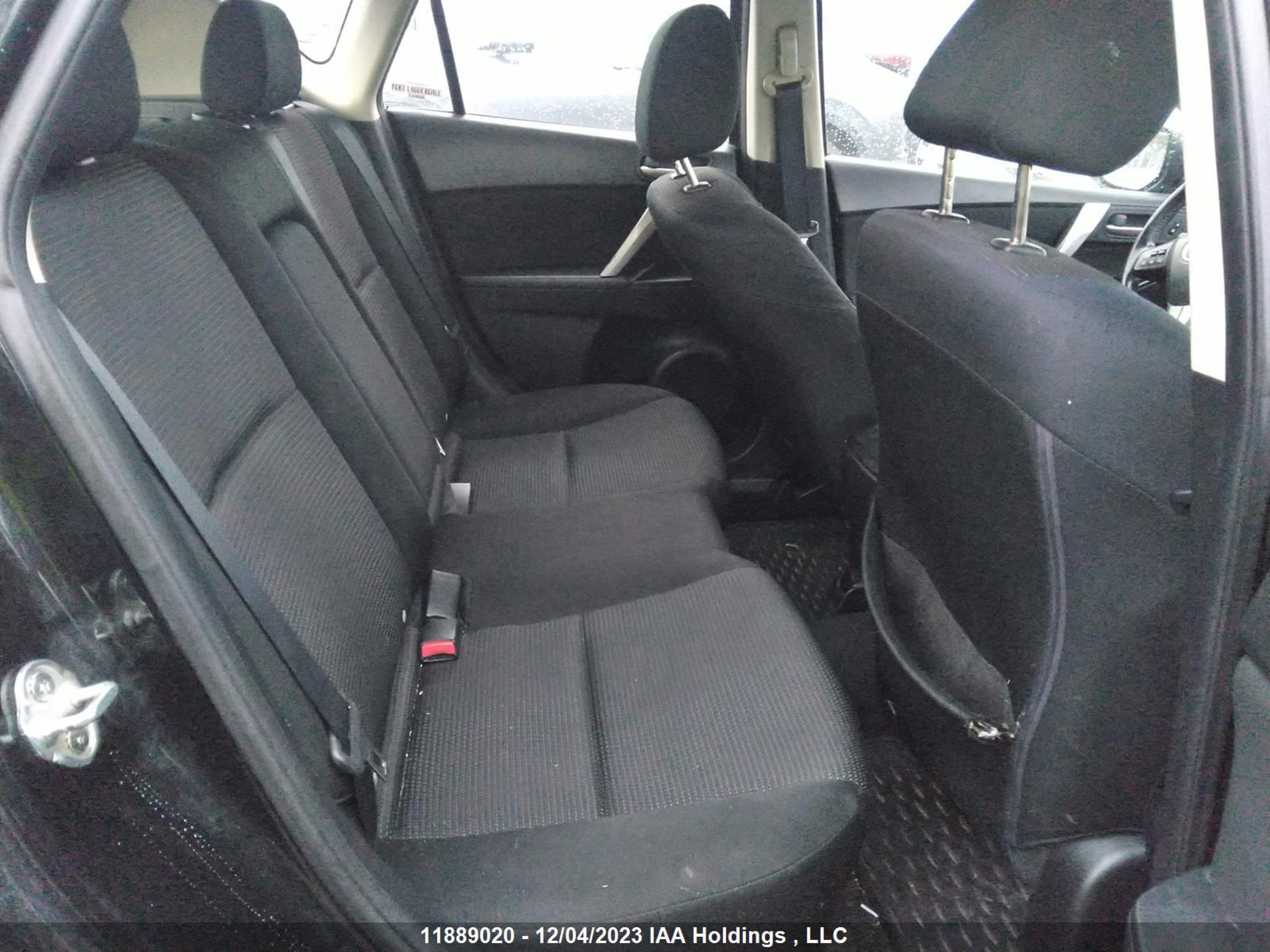 Photo 7 VIN: JM1BL1L70C1615869 - MAZDA 3 