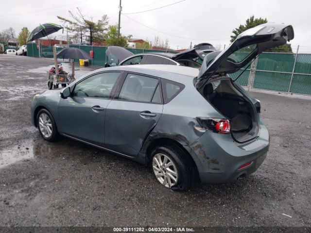 Photo 2 VIN: JM1BL1L70D1750934 - MAZDA MAZDA3 