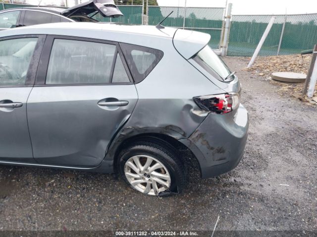 Photo 5 VIN: JM1BL1L70D1750934 - MAZDA MAZDA3 