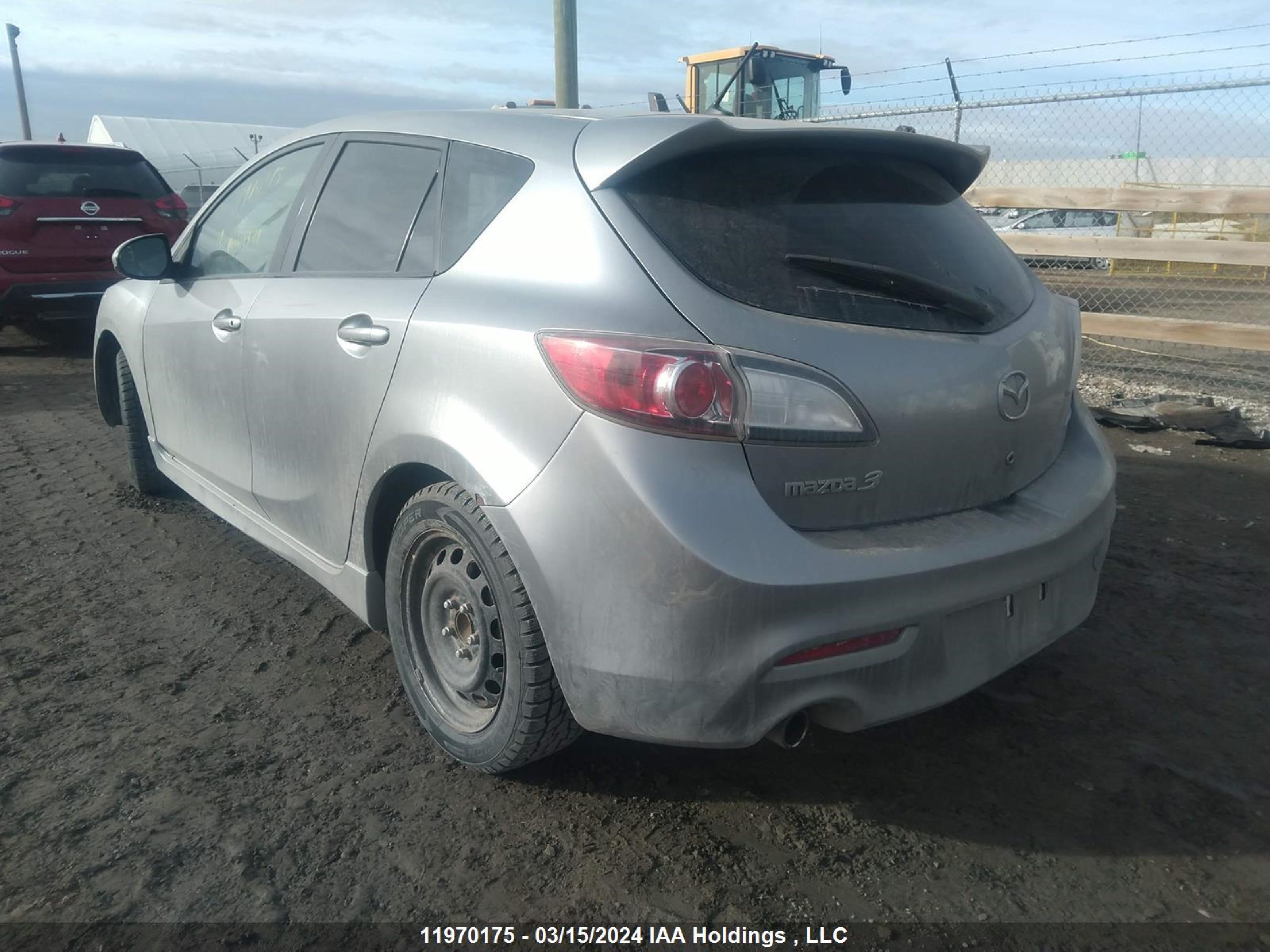 Photo 2 VIN: JM1BL1L72C1588125 - MAZDA 3 