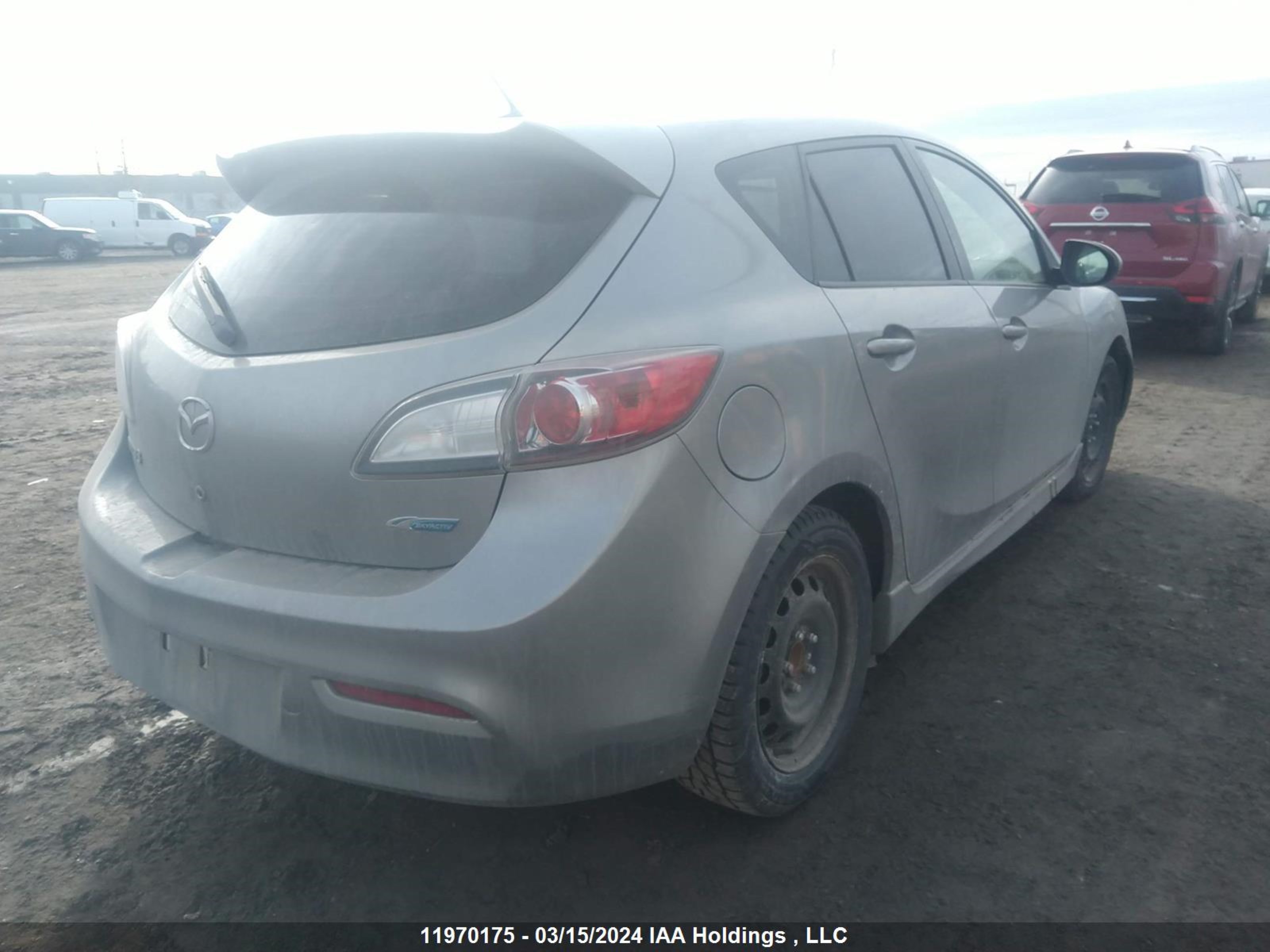 Photo 3 VIN: JM1BL1L72C1588125 - MAZDA 3 