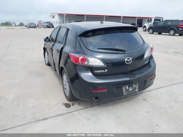 Photo 2 VIN: JM1BL1L72C1619082 - MAZDA 3 