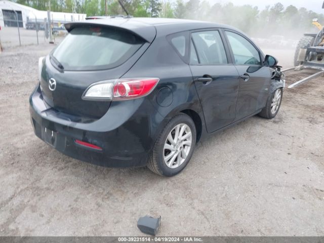 Photo 3 VIN: JM1BL1L72C1701118 - MAZDA MAZDA3 