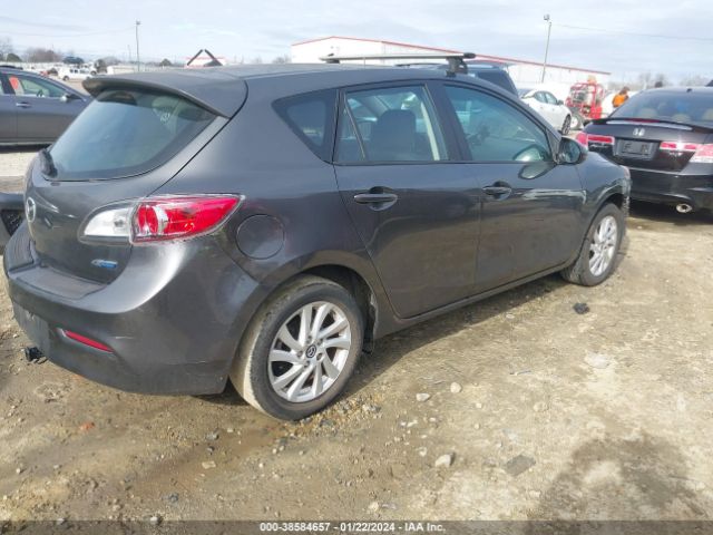 Photo 3 VIN: JM1BL1L73D1833385 - MAZDA MAZDA3 