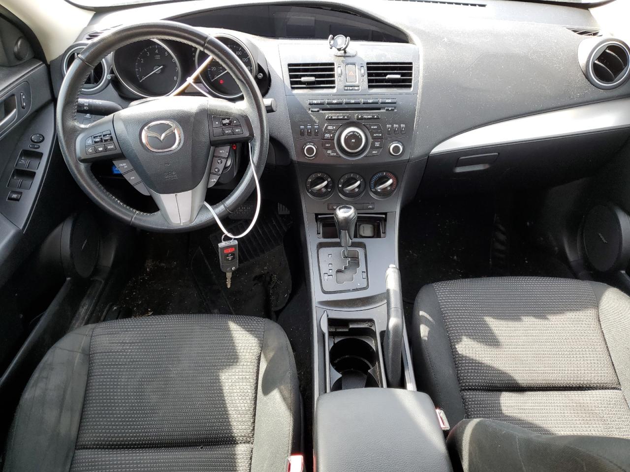 Photo 7 VIN: JM1BL1L74C1596422 - MAZDA 3 