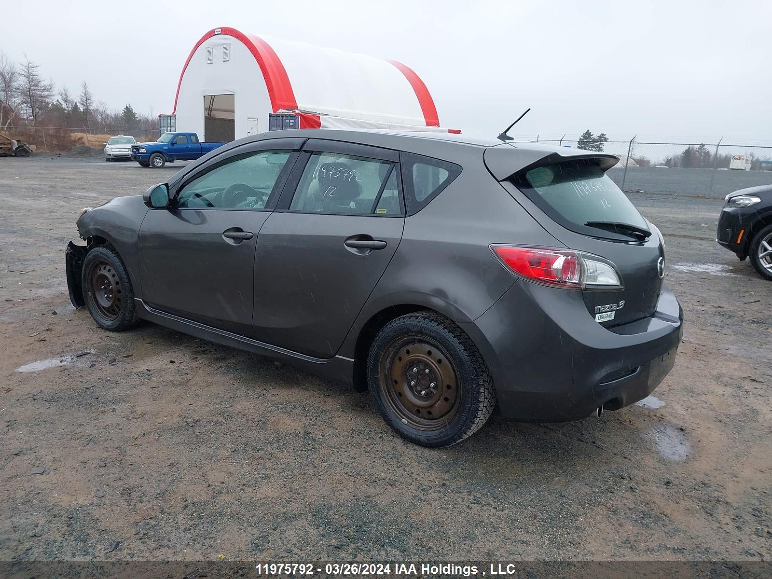 Photo 2 VIN: JM1BL1L75C1602938 - MAZDA 3 