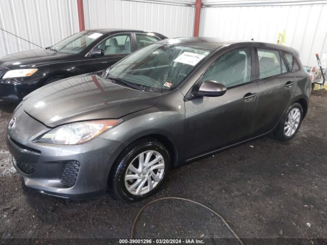 Photo 1 VIN: JM1BL1L76C1678099 - MAZDA MAZDA3 