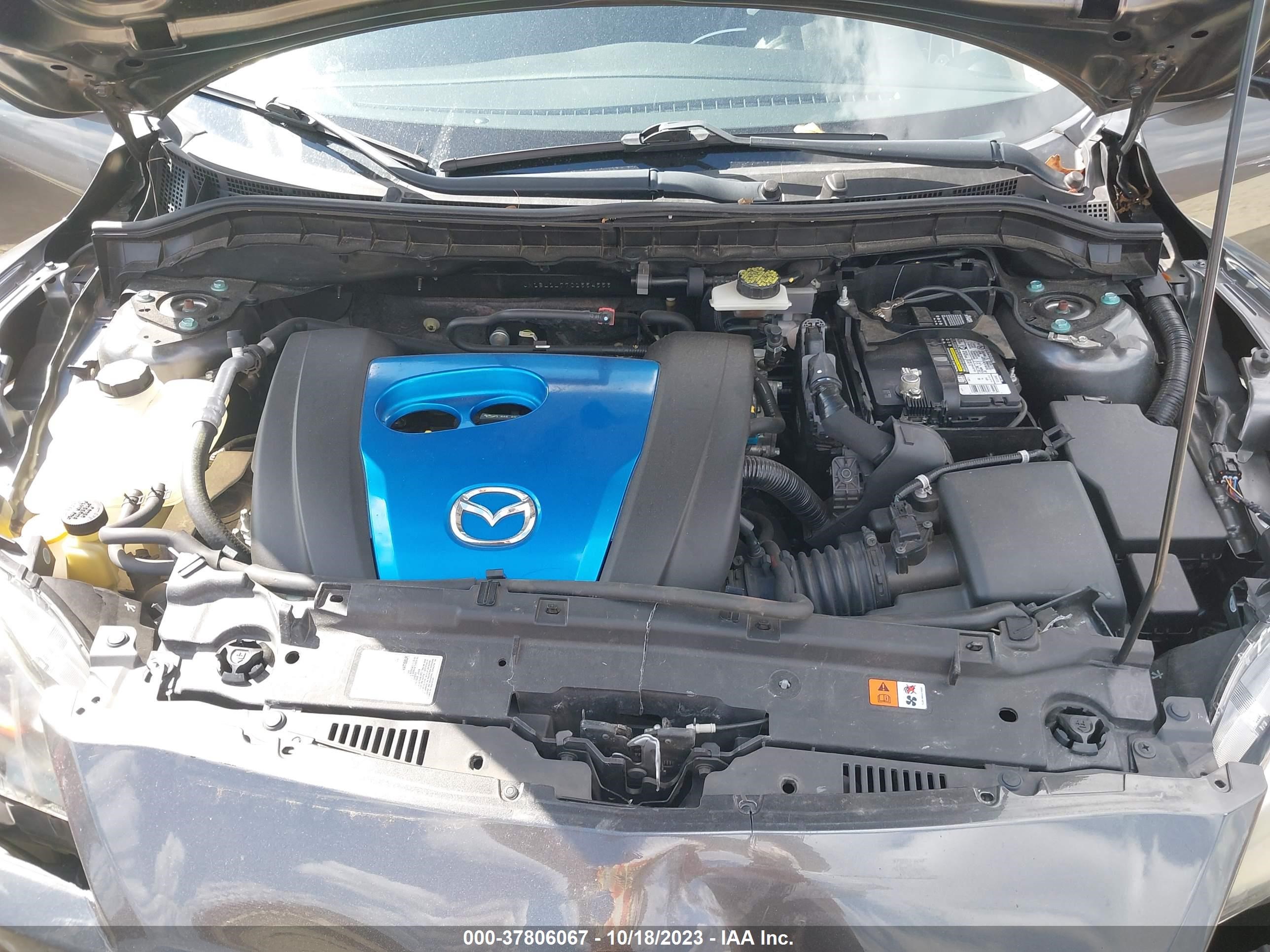 Photo 9 VIN: JM1BL1L77C1554553 - MAZDA 3 