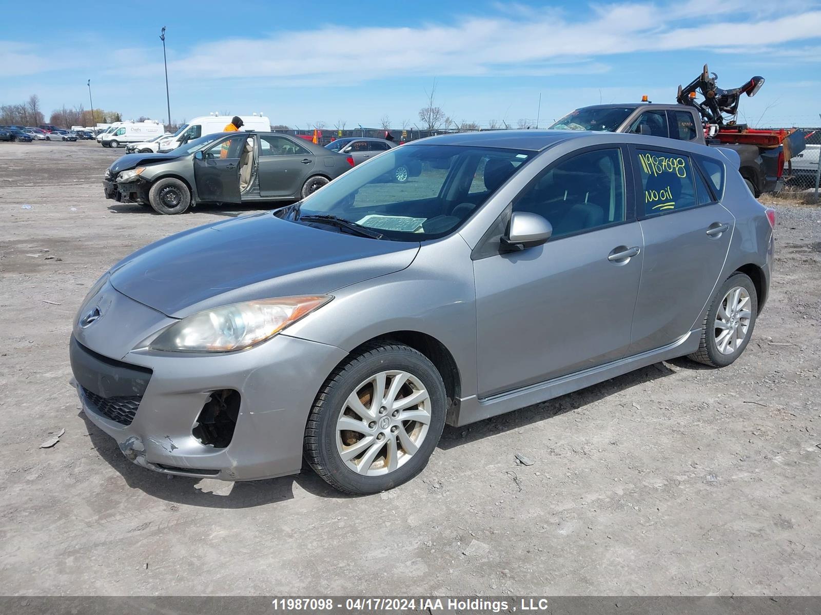 Photo 1 VIN: JM1BL1L77C1641093 - MAZDA 3 