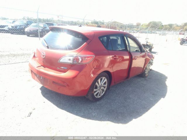 Photo 3 VIN: JM1BL1L77D1704839 - MAZDA MAZDA3 