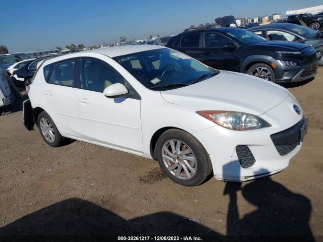 Photo 0 VIN: JM1BL1L78C1601797 - MAZDA 3 