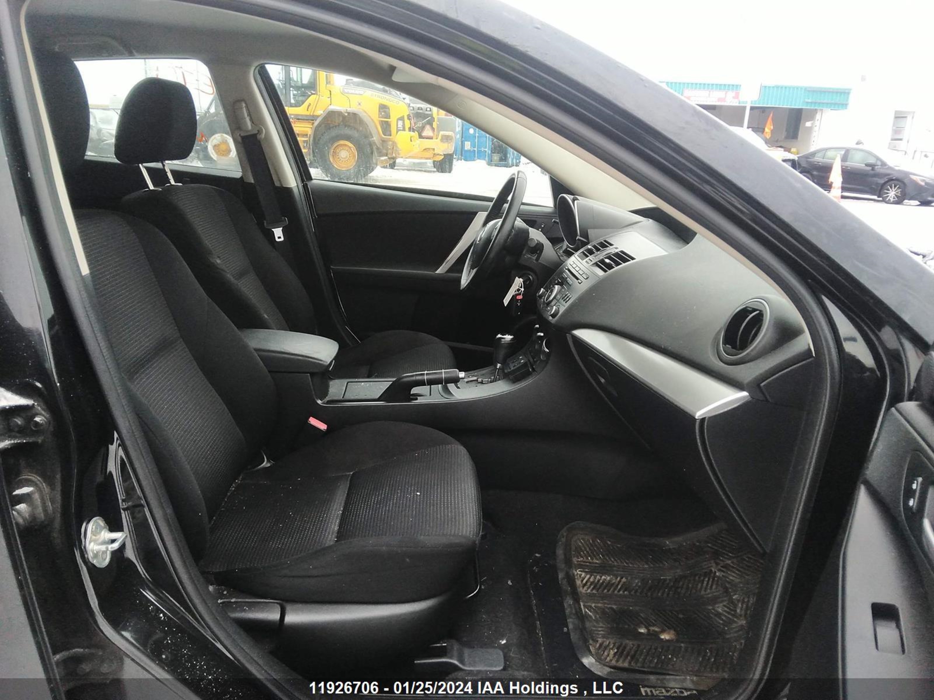 Photo 4 VIN: JM1BL1L78D1715283 - MAZDA 3 