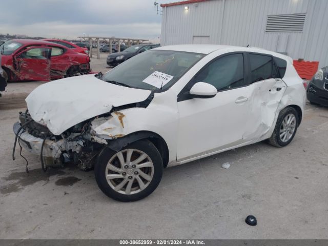 Photo 1 VIN: JM1BL1L7XC1526147 - MAZDA 3 