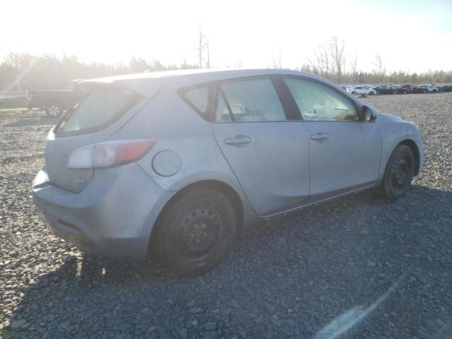 Photo 2 VIN: JM1BL1L7XC1599387 - MAZDA 3 I 