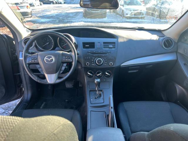 Photo 8 VIN: JM1BL1L7XC1600974 - MAZDA 3 