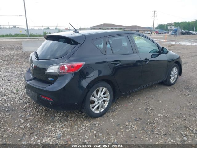 Photo 3 VIN: JM1BL1L7XC1676047 - MAZDA MAZDA3 