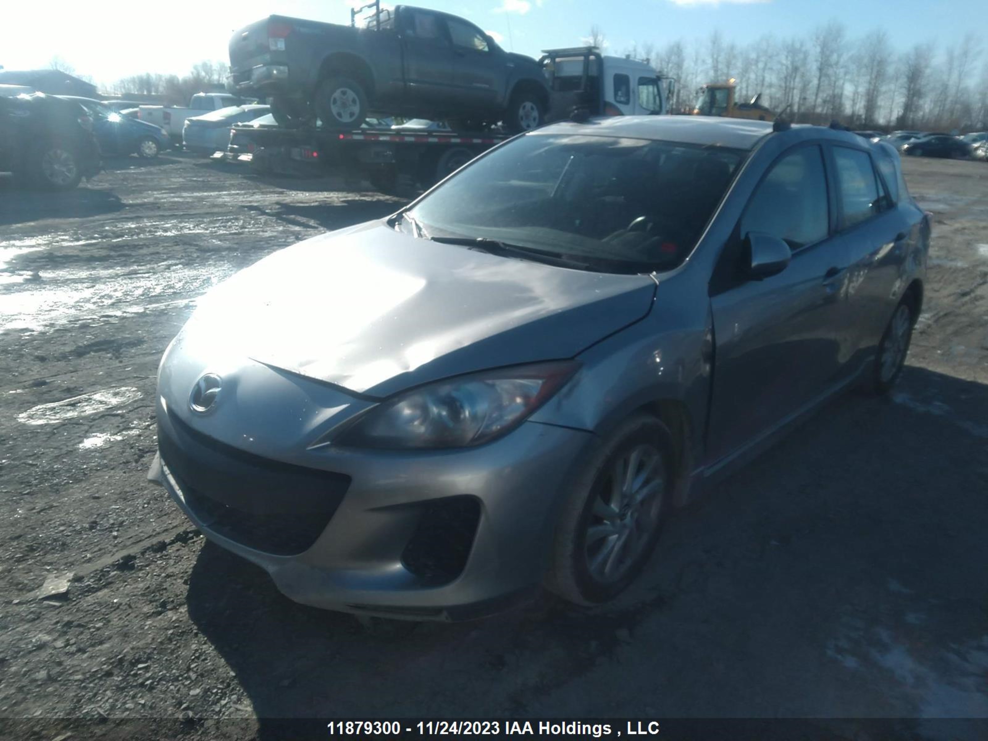 Photo 1 VIN: JM1BL1L7XD1818365 - MAZDA 3 