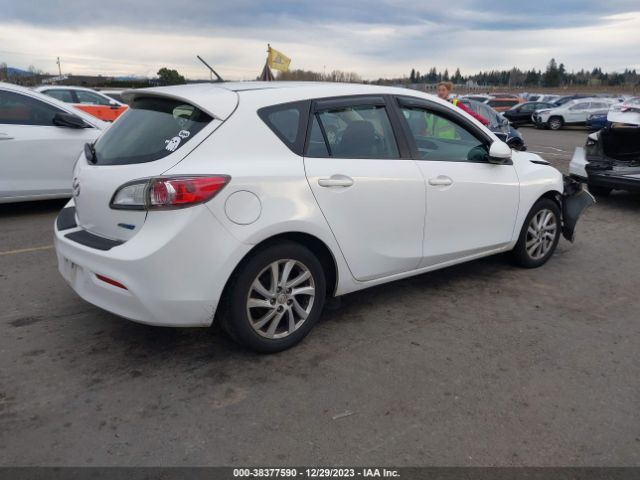 Photo 3 VIN: JM1BL1L80C1658648 - MAZDA MAZDA3 