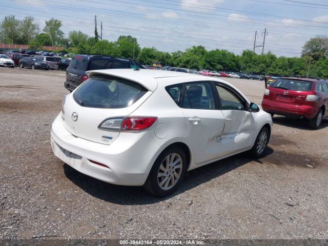 Photo 3 VIN: JM1BL1L81C1544383 - MAZDA MAZDA3 