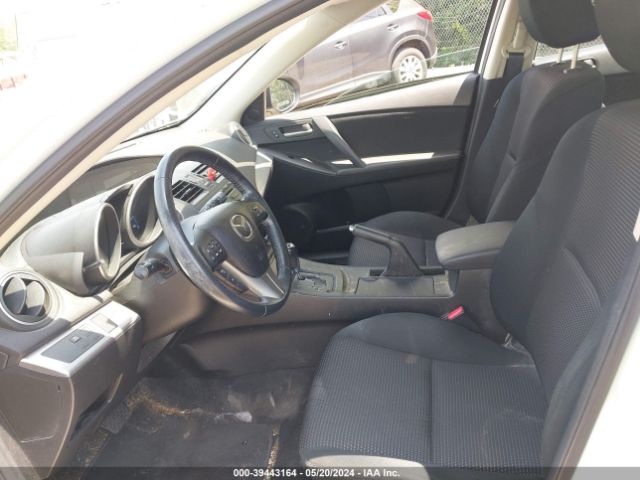 Photo 4 VIN: JM1BL1L81C1544383 - MAZDA MAZDA3 