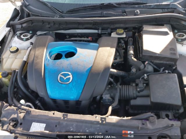 Photo 9 VIN: JM1BL1L81C1548983 - MAZDA MAZDA3 