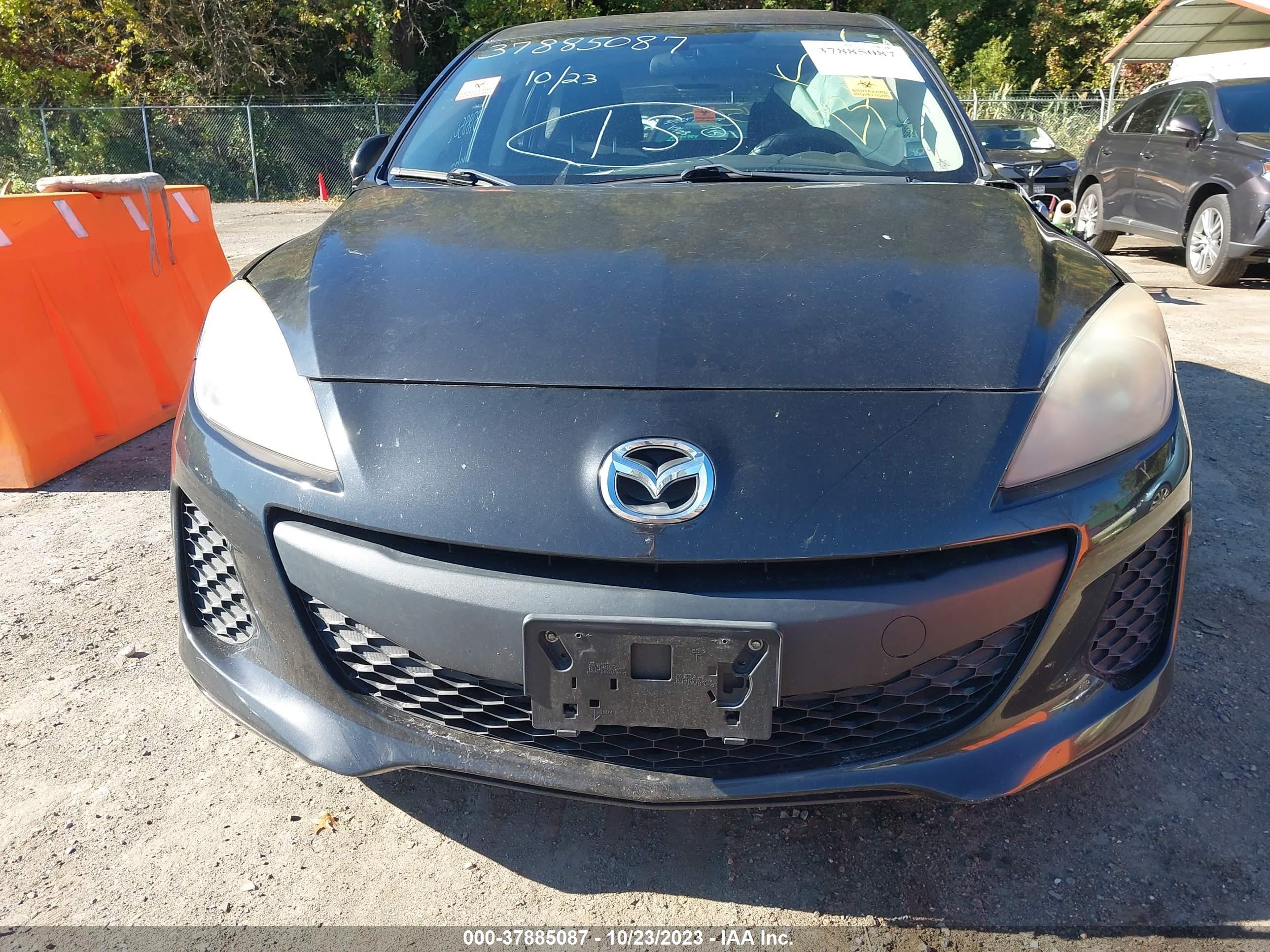 Photo 11 VIN: JM1BL1L81C1588402 - MAZDA 3 