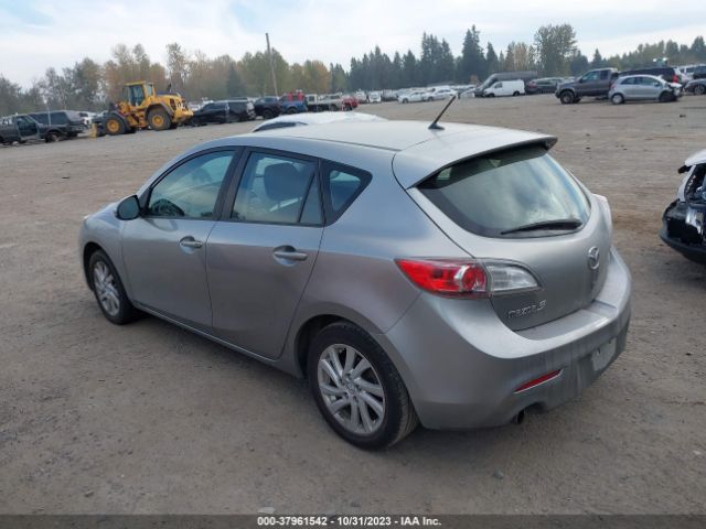 Photo 2 VIN: JM1BL1L82C1554047 - MAZDA MAZDA3 