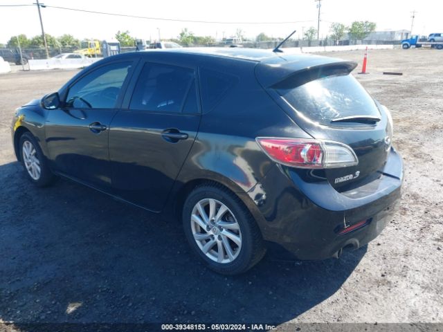 Photo 2 VIN: JM1BL1L82C1609869 - MAZDA MAZDA3 